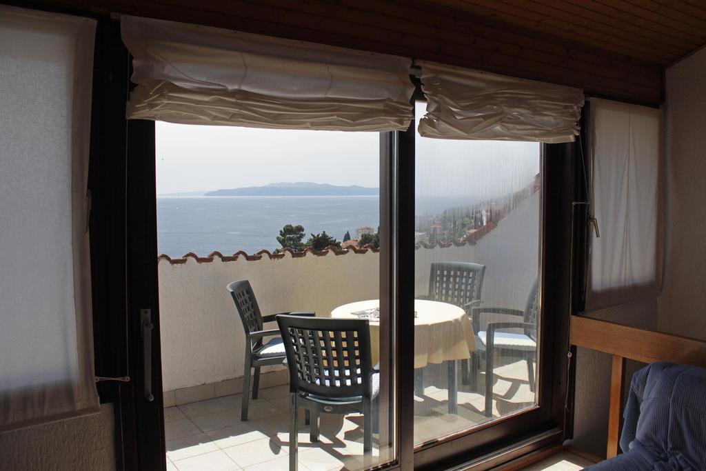 Apartments Vrutki Opatija Eksteriør bilde